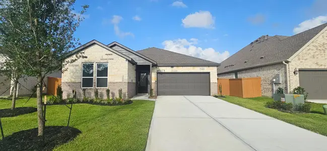 New construction Single-Family house 13120 Pinnacle Beach Dr, Texas City, TX 77568 plan Walsh - image