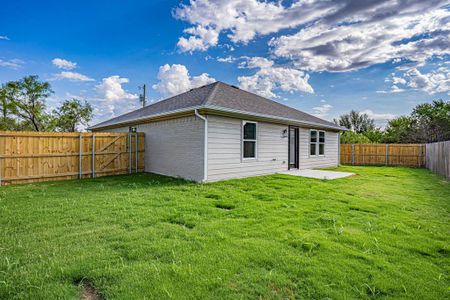 New construction Single-Family house 5110 Uvalde Court, Granbury, TX 76048 - photo 35 35