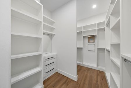 New construction Single-Family house 419 E 32Nd St, Houston, TX 77018 - image 18