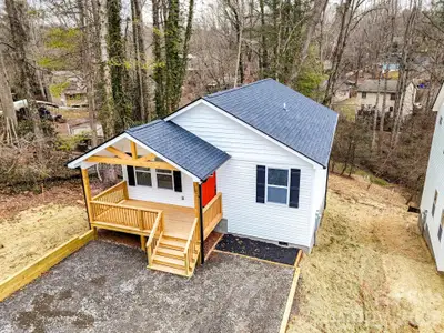 New construction Single-Family house 151 Shadowlawn Dr, Asheville, NC 28806 - image