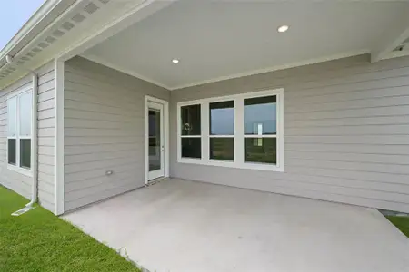 New construction Single-Family house 10610 Barleycorn Ln, Venus, TX 76084 plan Vista - image 2