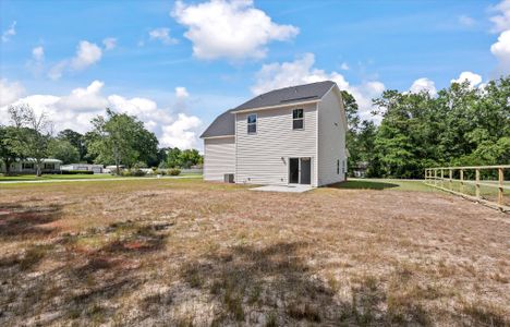 New construction Single-Family house 208 Swanson Drive, Summerville, SC 29483 - photo 31 31