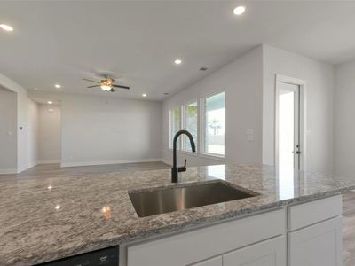 New construction Single-Family house 3315 Hidden Mist Dr, Texas City, TX 77539 plan The Edward C - image 15