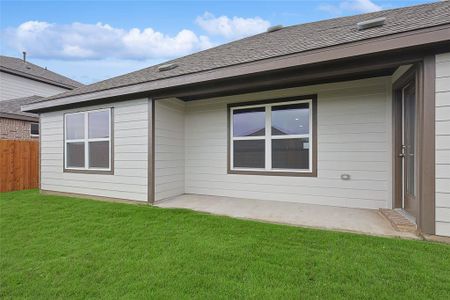 New construction Single-Family house 129 Patrick Henry Dr, Venus, TX 76084 Landmark Series - Blanton- photo 21 21