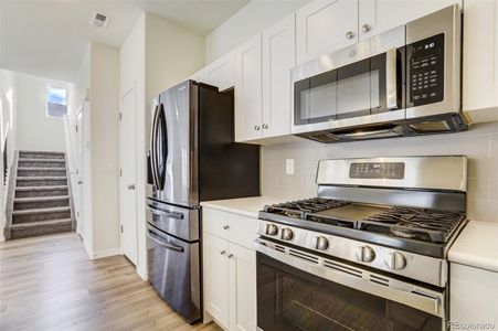 New construction Townhouse house 6087 Magma Hts, Colorado Springs, CO 80924 - image 8