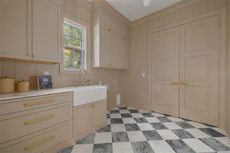 New construction Single-Family house 705 17Th Ave Ne, St. Petersburg, FL 33704 - image 7