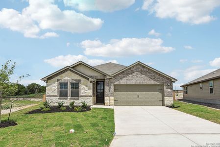 New construction Single-Family house 107 Shelton Pass, Cibolo, TX 78108 plan Fitzhugh - image
