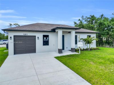 New construction Single-Family house 1201 E 7Th St, Lehigh Acres, FL 33972 - image