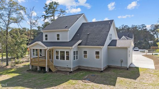 New construction Single-Family house 825 Crimson Rdg Trail, Fuquay Varina, NC 27526 - photo 12 12