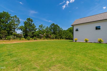 New construction Single-Family house 808 Shiloh Hills Dr, Fuquay Varina, NC 27526 null- photo 4 4