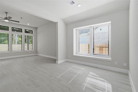 New construction Single-Family house 10052 Copia Ln, Montgomery, TX 77316 plan Maxwell - image 16