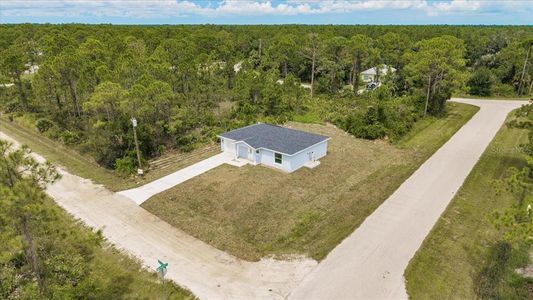 New construction Single-Family house 27508 Hollywood Dr, Punta Gorda, FL 33955 - image