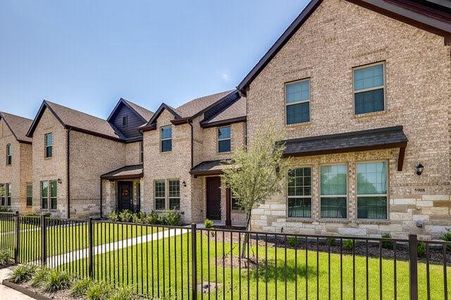 New construction Townhouse house 5912 Bursey Rd, Watauga, TX 76148 - image