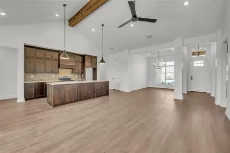 New construction Single-Family house 229 Lasso Lp, Lorena, TX 76655 plan Big Pine Creek - image 12