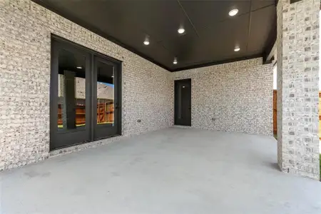 New construction Single-Family house 1327 Selby Rd, Van Alstyne, TX 75495 - image 3