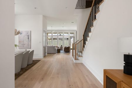 New construction Single-Family house 1411 Thornton Rd, Houston, TX 77018 - image 7
