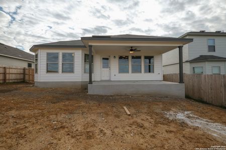 New construction Single-Family house 2828 Whiskey Pass, Seguin, TX 78155 Freestone- photo 10 10