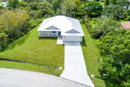 New construction Single-Family house 2401 River Branch Dr, Fort Pierce, FL 34981 - image