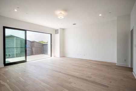 New construction Townhouse house 381 E Greenbriar Ln, Unit 1403, Dallas, TX 75203 null- photo 9 9