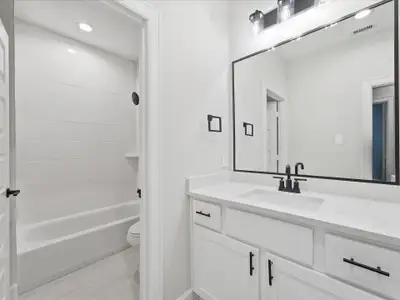 New construction Single-Family house 7208 Shadyvilla Ln, Houston, TX 77055 - image 10