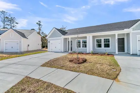 New construction Duplex house 5077 Blackberry Ln, Ravenel, SC 29470 - image