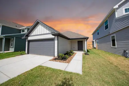 New construction Single-Family house 14107 Balcones Fault Ct, Willis, TX 77318 plan Grove - image