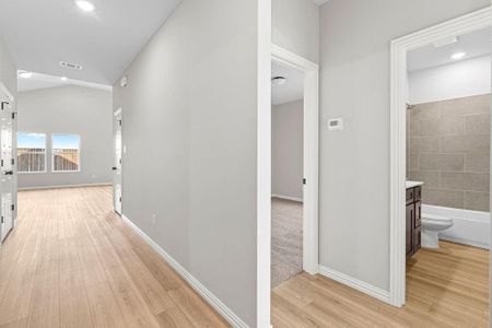 New construction Single-Family house 208 Lead Creek Dr, Fort Worth, TX 76131 plan The Mccall - image 19