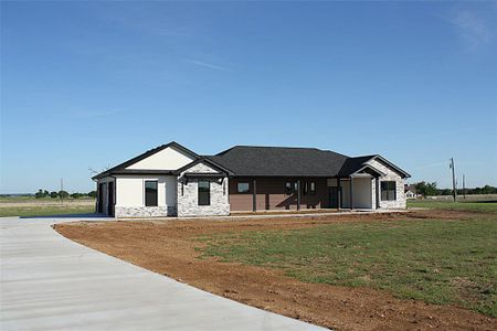 New construction Single-Family house 611 Willow Moon Ranch Rd, Crawford, TX 76638 - image