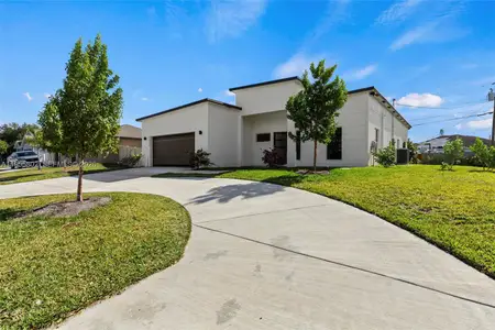 New construction Single-Family house 1230 Sw Becker Rd, Port Saint Lucie, FL 34953 - image