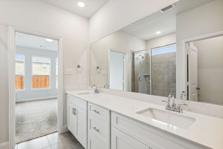 New construction Single-Family house 1150 Marina Dr, Seagoville, TX 75159 plan Robin - image 6