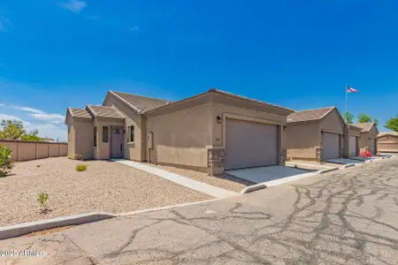 New construction Townhouse house 846 N Pueblo Dr, Unit 137, Casa Grande, AZ 85122 - image