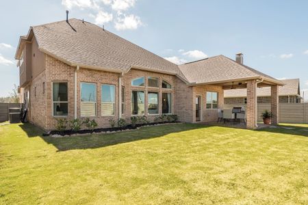 Meridiana 55' Homesites by David Weekley Homes in Manvel - photo 10 10