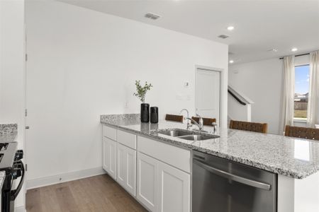 New construction Single-Family house 5714 Quartz Ter, San Antonio, TX 78222 plan The Malcolm - image 8