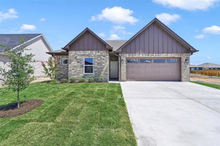 New construction Single-Family house 1815 Boxwood Drive, Sherman, TX 75092 - photo 0