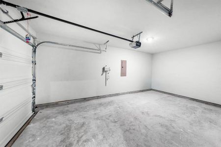 New construction Single-Family house 8355 Forest Glade, Greenville, TX 75402 - image 19