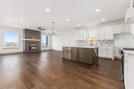 New construction Single-Family house 7636 Trailridge Dr, Fort Worth, TX 76179 - image 8