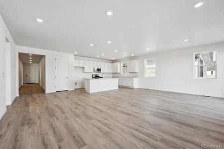 New construction Single-Family house 240 Lark Sparrow Way, Bennett, CO 80102 Agate- photo 5 5