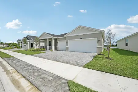 New construction Single-Family house 5762 Hampton Park Cir, Vero Beach, FL 32966 plan Coral - image