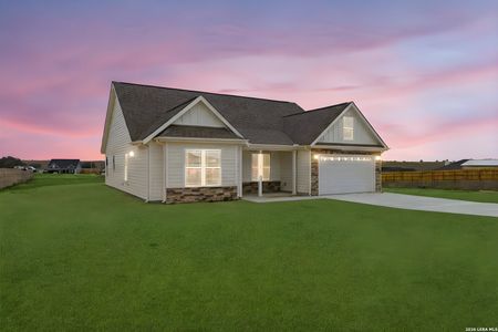 New construction Single-Family house 112 Oakmont Ln, La Vernia, TX 78121 plan Beaumont - image