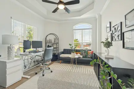 New construction Single-Family house 15231 Comanche Hls, San Antonio, TX 78233 - image 17