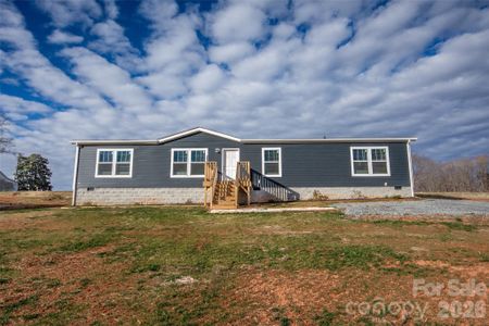 New construction Single-Family house 489 Eagle Mills Rd, Hamptonville, NC 27020 - image