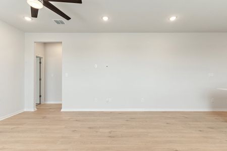 New construction Single-Family house 168 Rieber Rd, Kyle, TX 78640 plan Decker - image 10