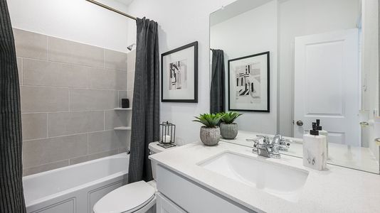 Clayton Ranch: Classic Collection - 3 Car Garages 5