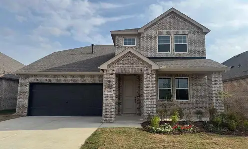 New construction Single-Family house 708 Tyronza Dr, Justin, TX 76247 plan Dakota - image