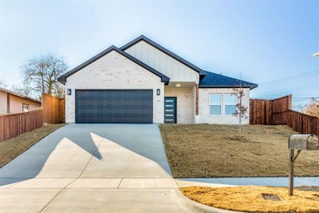 New construction Single-Family house 1422 E Magnolia Ave, Fort Worth, TX 76104 - photo 0