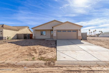 New construction Single-Family house 10415 W Arivaca Dr, Arizona City, AZ 85123 - image