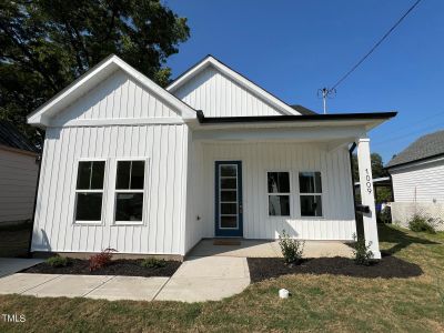 New construction Single-Family house 1009 Lemay Street, Smithfield, NC 27577 - photo 0