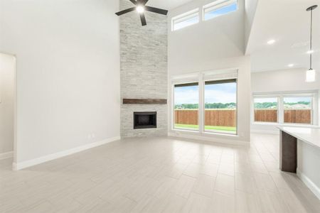 New construction Single-Family house 215 Comanche Trl, Alvarado, TX 76009 Rose III- photo 6 6