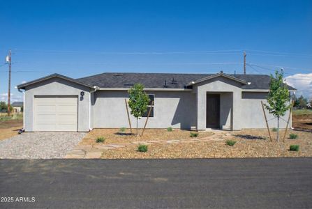 New construction Single-Family house 20050 E Lakeside Rd, Mayer, AZ 86333 - image