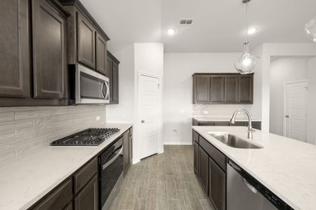 New construction Single-Family house 737 Scarlet Sage Dr, Waxahachie, TX 75165 plan Cheyenne - image